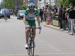 2006-05-14_la-frenaye_cadets-arrivee_quentin.jpg